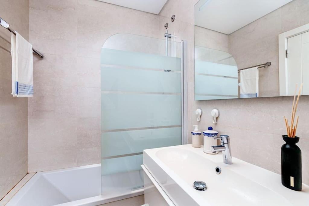 Cozy Bright Space With Landscape And Air Conditioner Lisboa Εξωτερικό φωτογραφία